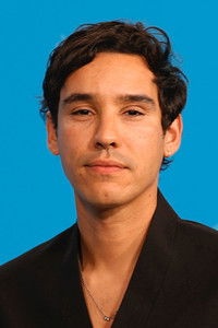 الممثل Adam Bessa