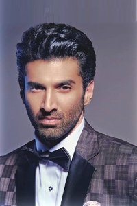 الممثل Aditya Roy Kapoor