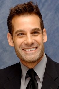 الممثل Adrian Pasdar