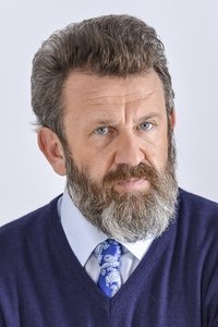 الممثل Adrian Titieni