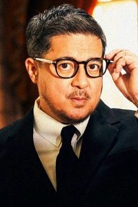 الممثل Aga Muhlach