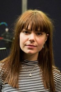 الممثل Aimee-Ffion Edwards