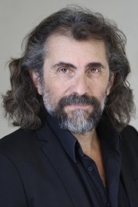 الممثل Alex Veadov