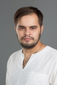 المخرج Alexander Babaev