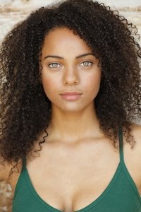 الممثل Aleyse Shannon