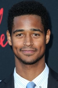 الممثل Alfred Enoch