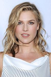 الممثل Ali Larter