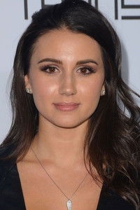 الممثل Alicia Josipovic