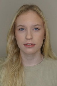 الممثل Alva Brynsmo Ramstad