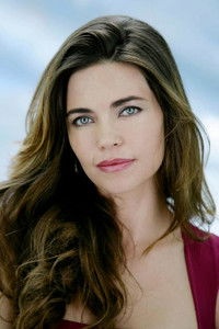 الممثل Amelia Heinle