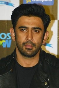 الممثل Amit Sadh