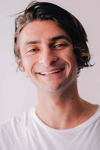 المخرج Aneil Karia