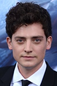 الممثل Aneurin Barnard