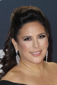 الممثل Angélica Vale