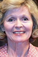 الممثل Angela Thorne