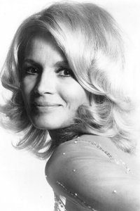 الممثل Angie Dickinson