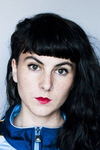 المخرج Anna Cazenave Cambet