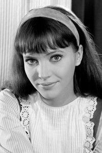 الممثل Anna Karina