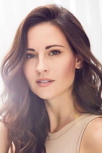 الممثل Ansley Gordon