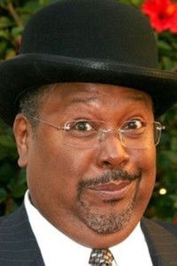 المخرج Anthony Bell