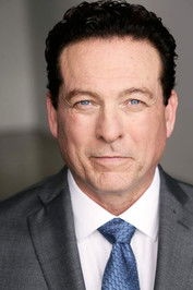 الممثل Anthony Snow