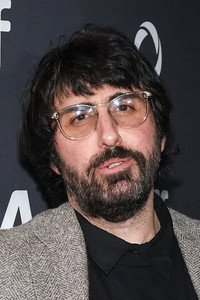 الممثل Armen Weitzman