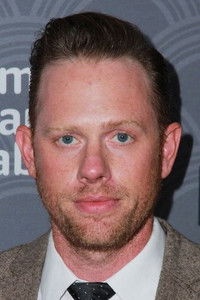 الممثل Arron Shiver