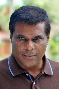 الممثل Ashish Vidyarthi
