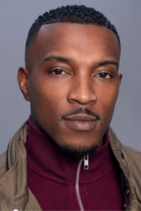 الممثل Ashley Walters