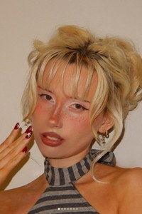 الممثل Belle Taylor