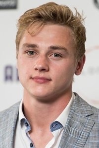 الممثل Ben Hardy