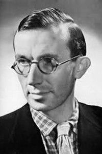 الممثل Bernard Miles