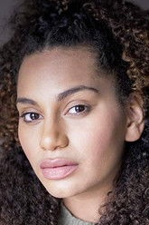 الممثل Betsy Borrego