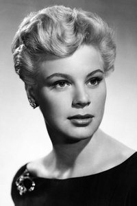 الممثل Betsy Palmer
