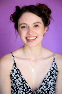 الممثل Brandi Botkin