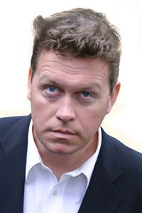 الممثل Brendan Dempsey