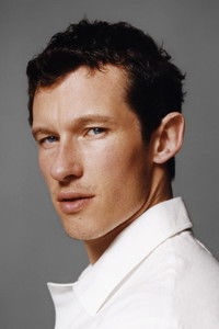 الممثل Callum Turner