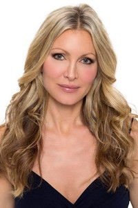 الممثل Caprice Bourret