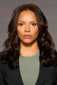 الممثل Carmen Ejogo