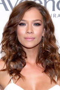 الممثل Carolina Miranda