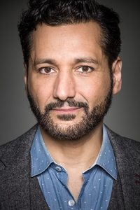 الممثل Cas Anvar