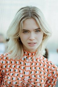 الممثل Caterina Ferioli