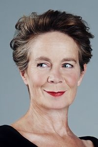 الممثل Celia Imrie