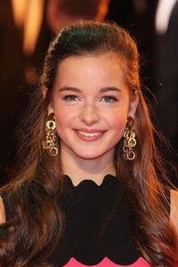 الممثل Celine Buckens