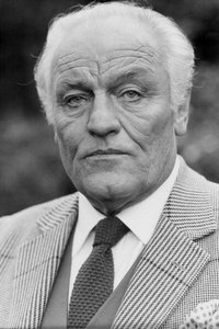 الممثل Charles Gray