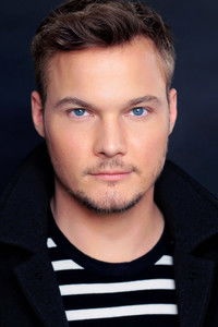 الممثل Charles Hittinger