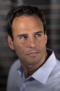 الممثل Charlie Kraslavsky