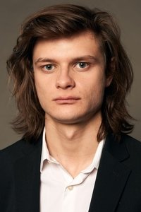 الممثل Charlie Tahan