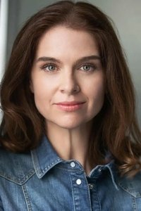 الممثل Charlotte Marshall