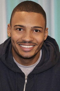 الممثل Chris LeBlanc